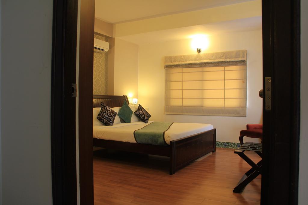 Orchid Suites - A Boutique Hotel Bangalore Off Residency Road Exterior foto