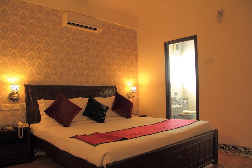 Orchid Suites - A Boutique Hotel Bangalore Off Residency Road Exterior foto